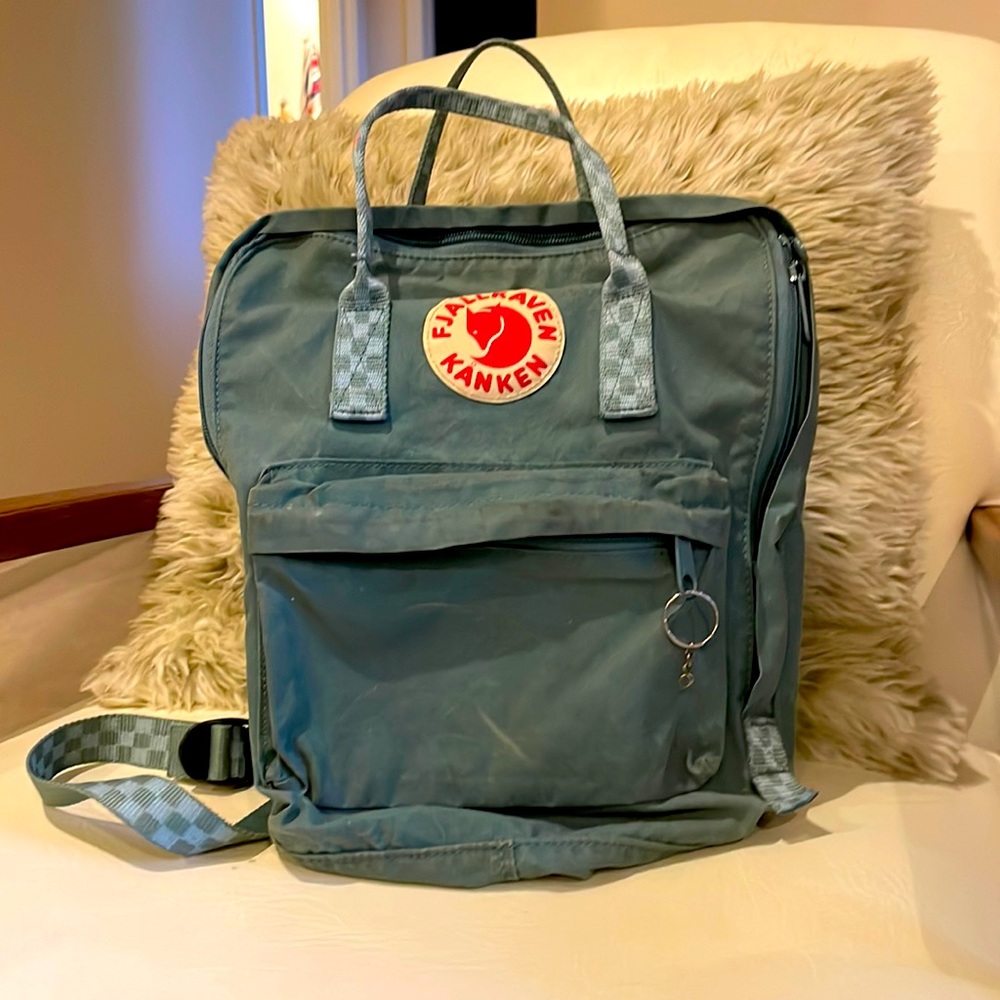 Fjall Raven Mini Backpack